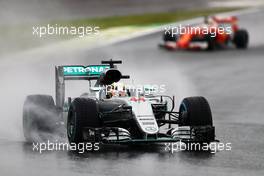 Lewis Hamilton (GBR) Mercedes AMG F1 W07 Hybrid. 13.11.2016. Formula 1 World Championship, Rd 20, Brazilian Grand Prix, Sao Paulo, Brazil, Race Day.