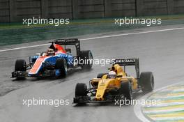 Kevin Magnussen (DEN) Renault Sport F1 Team RS16. 13.11.2016. Formula 1 World Championship, Rd 20, Brazilian Grand Prix, Sao Paulo, Brazil, Race Day.