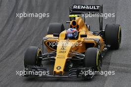 Jolyon Palmer (GBR) Renault Sport F1 Team RS16. 12.11.2016. Formula 1 World Championship, Rd 20, Brazilian Grand Prix, Sao Paulo, Brazil, Qualifying Day.
