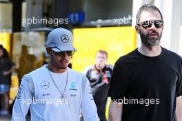 Lewis Hamilton (GBR) Mercedes AMG F1 with Marc Hynes (GBR). 10.11.2016. Formula 1 World Championship, Rd 20, Brazilian Grand Prix, Sao Paulo, Brazil, Preparation Day.