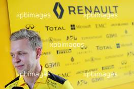 Kevin Magnussen (DEN) Renault Sport F1 Team. 10.11.2016. Formula 1 World Championship, Rd 20, Brazilian Grand Prix, Sao Paulo, Brazil, Preparation Day.