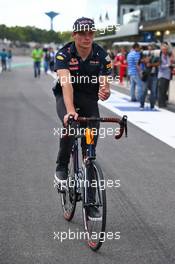Max Verstappen (NLD) Red Bull Racing rides the circuit. 10.11.2016. Formula 1 World Championship, Rd 20, Brazilian Grand Prix, Sao Paulo, Brazil, Preparation Day.