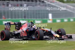 Carlos Sainz (ESP), Scuderia Toro Rosso  10.06.2016. Formula 1 World Championship, Rd 7, Canadian Grand Prix, Montreal, Canada, Practice Day.