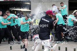 Race winner Lewis Hamilton (GBR) Mercedes AMG F1 celebrates with the team. 12.06.2016. Formula 1 World Championship, Rd 7, Canadian Grand Prix, Montreal, Canada, Race Day.