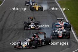 Daniil Kvyat (RUS) Scuderia Toro Rosso STR11. 12.06.2016. Formula 1 World Championship, Rd 7, Canadian Grand Prix, Montreal, Canada, Race Day.