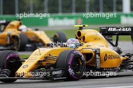 Jolyon Palmer (GBR) Renault Sport F1 Team RS16. 12.06.2016. Formula 1 World Championship, Rd 7, Canadian Grand Prix, Montreal, Canada, Race Day.