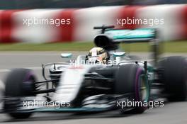 Lewis Hamilton (GBR) Mercedes AMG F1 W07 Hybrid. 11.06.2016. Formula 1 World Championship, Rd 7, Canadian Grand Prix, Montreal, Canada, Qualifying Day.