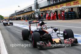 Daniil Kvyat (RUS) Scuderia Toro Rosso STR11. 11.06.2016. Formula 1 World Championship, Rd 7, Canadian Grand Prix, Montreal, Canada, Qualifying Day.