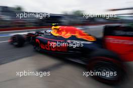 Max Verstappen (NLD) Red Bull Racing RB12 leaves the pits. 11.06.2016. Formula 1 World Championship, Rd 7, Canadian Grand Prix, Montreal, Canada, Qualifying Day.