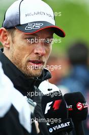Jenson Button (GBR) McLaren with the media. 09.06.2016. Formula 1 World Championship, Rd 7, Canadian Grand Prix, Montreal, Canada, Preparation Day.