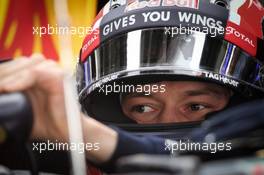 Daniil Kvyat (RUS) Red Bull Racing RB12. 15.04.2016. Formula 1 World Championship, Rd 3, Chinese Grand Prix, Shanghai, China, Practice Day.