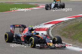 Carlos Sainz Jr (ESP) Scuderia Toro Rosso STR11. 17.04.2016. Formula 1 World Championship, Rd 3, Chinese Grand Prix, Shanghai, China, Race Day.
