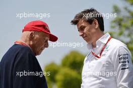 (L to R): Niki Lauda (AUT) Mercedes Non-Executive Chairman with Toto Wolff (GER) Mercedes AMG F1 Shareholder and Executive Director. 17.04.2016. Formula 1 World Championship, Rd 3, Chinese Grand Prix, Shanghai, China, Race Day.