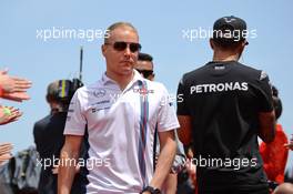 Valtteri Bottas (FIN) Williams on the drivers parade. 17.04.2016. Formula 1 World Championship, Rd 3, Chinese Grand Prix, Shanghai, China, Race Day.