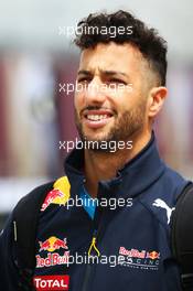Daniel Ricciardo (AUS) Red Bull Racing. 14.04.2016. Formula 1 World Championship, Rd 3, Chinese Grand Prix, Shanghai, China, Preparation Day.