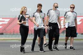 Romain Grosjean (FRA) Haas F1 Team walks the circuit with the team. 14.04.2016. Formula 1 World Championship, Rd 3, Chinese Grand Prix, Shanghai, China, Preparation Day.