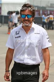 Fernando Alonso (ESP) McLaren. 14.04.2016. Formula 1 World Championship, Rd 3, Chinese Grand Prix, Shanghai, China, Preparation Day.