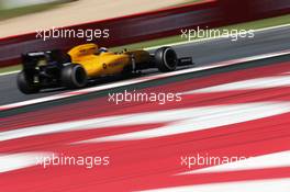 Kevin Magnussen (DEN) Renault Sport F1 Team RS16. 13.05.2016. Formula 1 World Championship, Rd 5, Spanish Grand Prix, Barcelona, Spain, Practice Day.