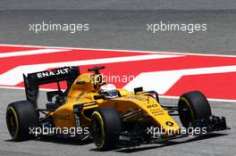 Kevin Magnussen (DEN) Renault Sport F1 Team RS16. 13.05.2016. Formula 1 World Championship, Rd 5, Spanish Grand Prix, Barcelona, Spain, Practice Day.