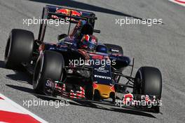 Daniil Kvyat (RUS) Scuderia Toro Rosso STR11. 13.05.2016. Formula 1 World Championship, Rd 5, Spanish Grand Prix, Barcelona, Spain, Practice Day.