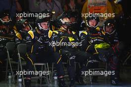 Renault Sport F1 Team mechanics. 15.05.2016. Formula 1 World Championship, Rd 5, Spanish Grand Prix, Barcelona, Spain, Race Day.