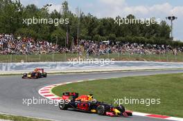 Daniel Ricciardo (AUS) Red Bull Racing RB12. 15.05.2016. Formula 1 World Championship, Rd 5, Spanish Grand Prix, Barcelona, Spain, Race Day.