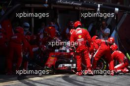 Sebastian Vettel (GER) Ferrari SF16-H makes a pit stop. 15.05.2016. Formula 1 World Championship, Rd 5, Spanish Grand Prix, Barcelona, Spain, Race Day.