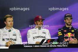 Post qualifying FIA Press Conference (L to R): Nico Rosberg (GER) Mercedes AMG F1; Lewis Hamilton (GBR) Mercedes AMG F1; Daniel Ricciardo (AUS) Red Bull Racing. 14.05.2016. Formula 1 World Championship, Rd 5, Spanish Grand Prix, Barcelona, Spain, Qualifying Day.