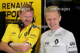 Kevin Magnussen (DEN), Renault Sport F1 Team  14.05.2016. Formula 1 World Championship, Rd 5, Spanish Grand Prix, Barcelona, Spain, Qualifying Day.