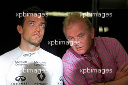 Jolyon Palmer (GBR), Renault Sport F1 Team and his father Jonathan Palmer (GBR) 14.05.2016. Formula 1 World Championship, Rd 5, Spanish Grand Prix, Barcelona, Spain, Qualifying Day.