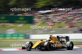 Kevin Magnussen (DEN) Renault Sport F1 Team RS16. 14.05.2016. Formula 1 World Championship, Rd 5, Spanish Grand Prix, Barcelona, Spain, Qualifying Day.