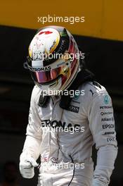 Lewis Hamilton (GBR) Mercedes AMG F1 celebrates his pole position in parc ferme. 14.05.2016. Formula 1 World Championship, Rd 5, Spanish Grand Prix, Barcelona, Spain, Qualifying Day.