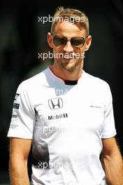 Jenson Button (GBR) McLaren. 12.05.2016. Formula 1 World Championship, Rd 5, Spanish Grand Prix, Barcelona, Spain, Preparation Day.