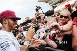 Lewis Hamilton (GBR) Mercedes AMG F1 signs autographs for the fans. 12.05.2016. Formula 1 World Championship, Rd 5, Spanish Grand Prix, Barcelona, Spain, Preparation Day.