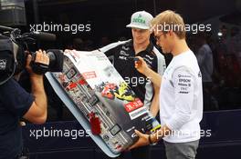 (L to R): Nico Hulkenberg (GER) Sahara Force India F1 and Nico Rosberg (GER) Mercedes AMG F1 promote the return of the German Grand Prix. 12.05.2016. Formula 1 World Championship, Rd 5, Spanish Grand Prix, Barcelona, Spain, Preparation Day.