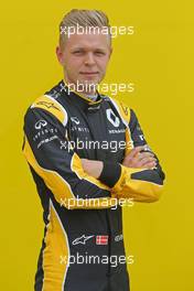 Kevin Magnussen (DEN) Renault Sport F1 Team. 12.05.2016. Formula 1 World Championship, Rd 5, Spanish Grand Prix, Barcelona, Spain, Preparation Day.