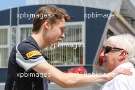 (L to R): Daniil Kvyat (RUS) Scuderia Toro Rosso with Herbie Blash (GBR) FIA Delegate. 12.05.2016. Formula 1 World Championship, Rd 5, Spanish Grand Prix, Barcelona, Spain, Preparation Day.