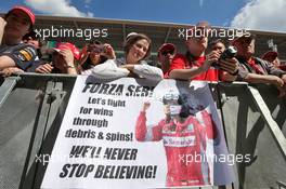 Sebastian Vettel (GER) Ferrari fans and a banner. 12.05.2016. Formula 1 World Championship, Rd 5, Spanish Grand Prix, Barcelona, Spain, Preparation Day.