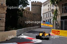 Kevin Magnussen (DEN) Renault Sport F1 Team RS16. 17.06.2016. Formula 1 World Championship, Rd 8, European Grand Prix, Baku Street Circuit, Azerbaijan, Practice Day.