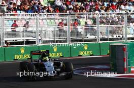 Sergio Perez (MEX) Sahara Force India F1 VJM09. 19.06.2016. Formula 1 World Championship, Rd 8, European Grand Prix, Baku Street Circuit, Azerbaijan, Race Day.