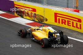 Kevin Magnussen (DEN) Renault Sport F1 Team RS16. 18.06.2016. Formula 1 World Championship, Rd 8, European Grand Prix, Baku Street Circuit, Azerbaijan, Qualifying Day.