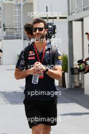 Daniel Ricciardo (AUS) Red Bull Racing. 18.06.2016. Formula 1 World Championship, Rd 8, European Grand Prix, Baku Street Circuit, Azerbaijan, Qualifying Day.