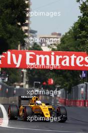 Kevin Magnussen (DEN) Renault Sport F1 Team RS16. 18.06.2016. Formula 1 World Championship, Rd 8, European Grand Prix, Baku Street Circuit, Azerbaijan, Qualifying Day.