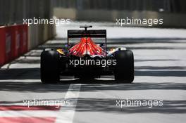 Daniil Kvyat (RUS) Scuderia Toro Rosso STR11. 18.06.2016. Formula 1 World Championship, Rd 8, European Grand Prix, Baku Street Circuit, Azerbaijan, Qualifying Day.