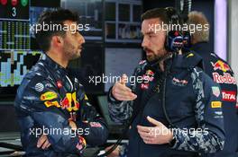 Daniel Ricciardo (AUS) Red Bull Racing with Simon Rennie (GBR) Red Bull Racing Race Engineer.  08.07.2016. Formula 1 World Championship, Rd 10, British Grand Prix, Silverstone, England, Practice Day.