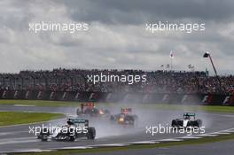 Lewis Hamilton (GBR) Mercedes AMG F1 W07 . 10.07.2016. Formula 1 World Championship, Rd 10, British Grand Prix, Silverstone, England, Race Day.