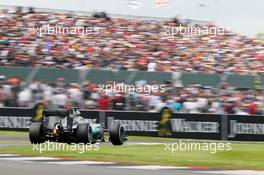 Lewis Hamilton (GBR) Mercedes AMG F1 W07 Hybrid. 10.07.2016. Formula 1 World Championship, Rd 10, British Grand Prix, Silverstone, England, Race Day.