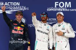 Pole for Lewis Hamilton (GBR) Mercedes AMG F1 W07 , 2nd for Nico Rosberg (GER) Mercedes AMG Petronas F1 W07 and 3rd for Max Verstappen (NLD) Red Bull Racing RB12. 09.07.2016. Formula 1 World Championship, Rd 10, British Grand Prix, Silverstone, England, Qualifying Day.