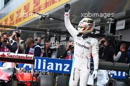 Pole for Lewis Hamilton (GBR) Mercedes AMG F1 W07. 09.07.2016. Formula 1 World Championship, Rd 10, British Grand Prix, Silverstone, England, Qualifying Day.