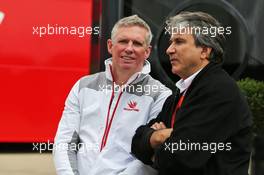 (L to R): Patrick Allen (GBR) Silverstone Managing Director with Pasquale Lattuneddu (ITA) of the FOM. 09.07.2016. Formula 1 World Championship, Rd 10, British Grand Prix, Silverstone, England, Qualifying Day.